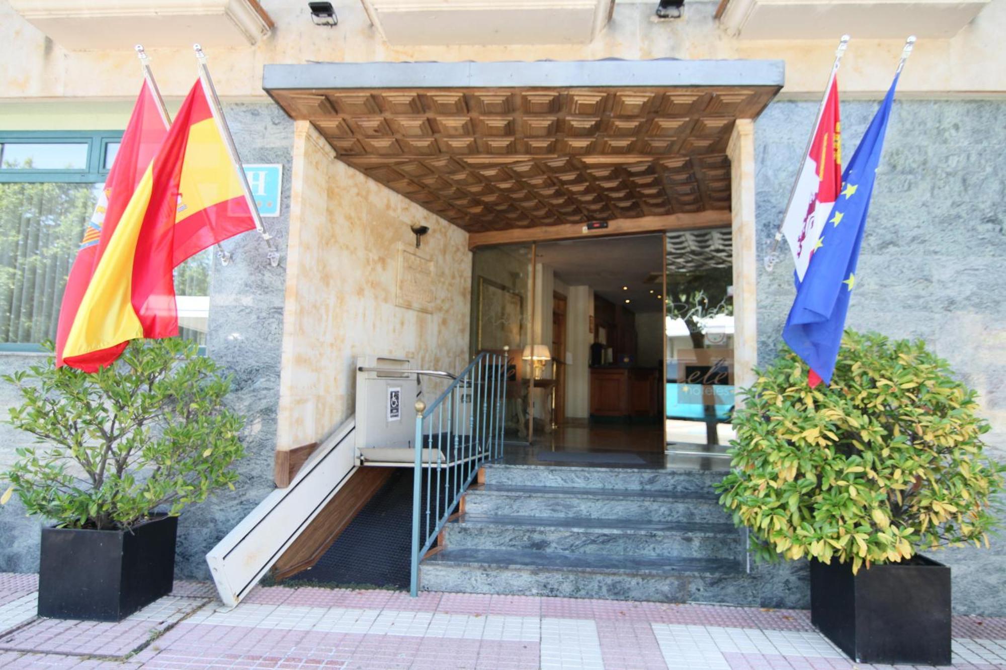 Hotel Ele Puente Romano De Salamanca Dış mekan fotoğraf